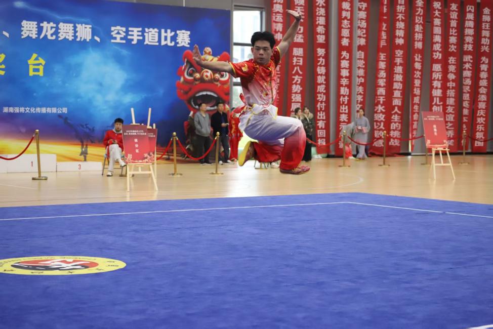 163e1c472940568cefdaf235a9360470